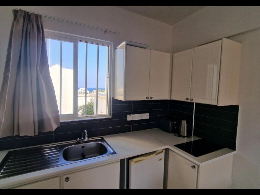 Sunny Holiday By Konnos Paralimni Room photo